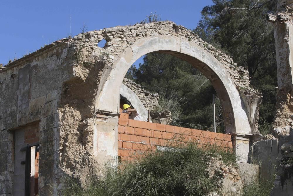 Obras de consolidación de los restos de la ermita de Sant Antoni de Xàtiva