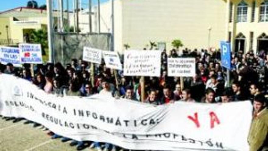 Los alumnos de Informática de la UCO continuarán las protestas