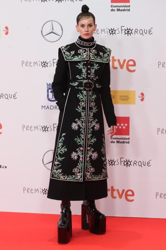 Milena Smit en los Premios Forqué 2021