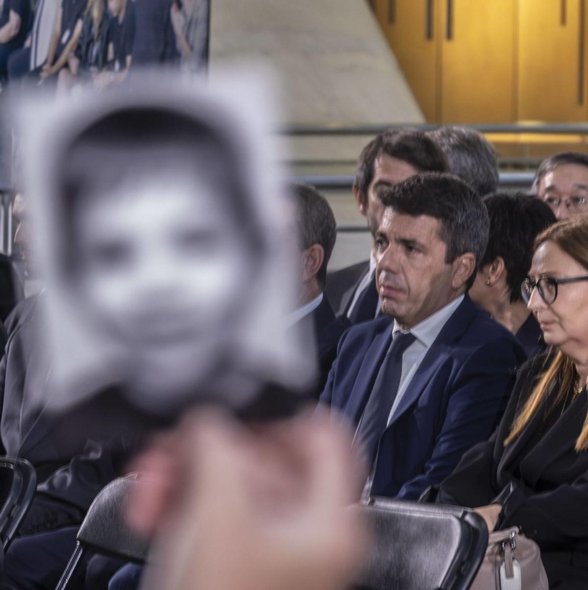 Les 14 estacions del viacrucis de Mazón