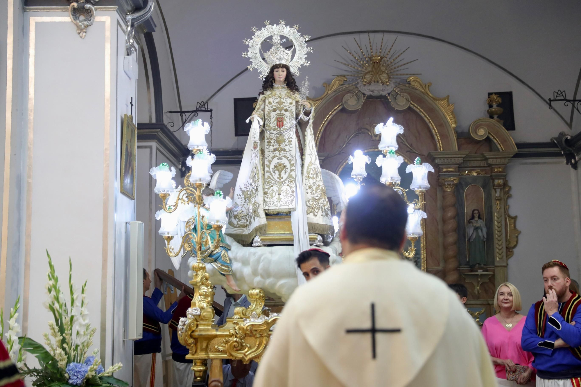 Carmen vuelve a casa: procesión de la Merced en su pueblo, Algar de Palancia