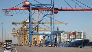 El puerto de València obvia los aranceles: incrementa el tráfico con EE UU y China
