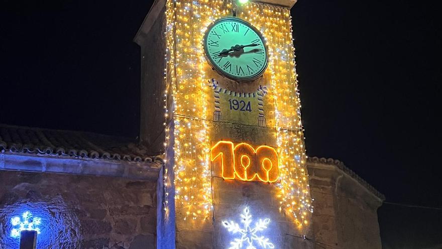 Galería | Iluminación y decoración navideña en Bohonal de Ibor - El