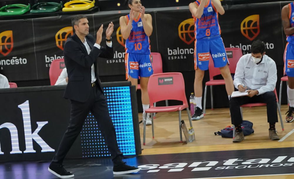 Supercopa Endesa: Lointek Guernika - Valencia Basket