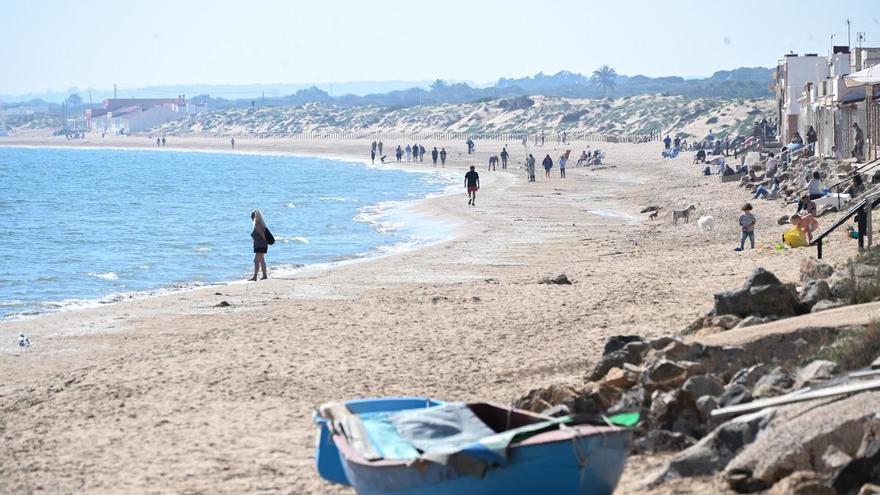 Primer fallecido del verano en las playas de Elche