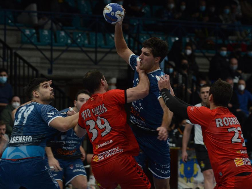 David Iglesias en el reciente partido de Copa del Rey ante el Bada Huesca.