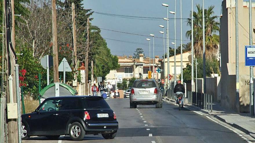 33 El Ayuntamiento de Vinaròs instalará farolas solares en esta zona. | JAVIER FLORES