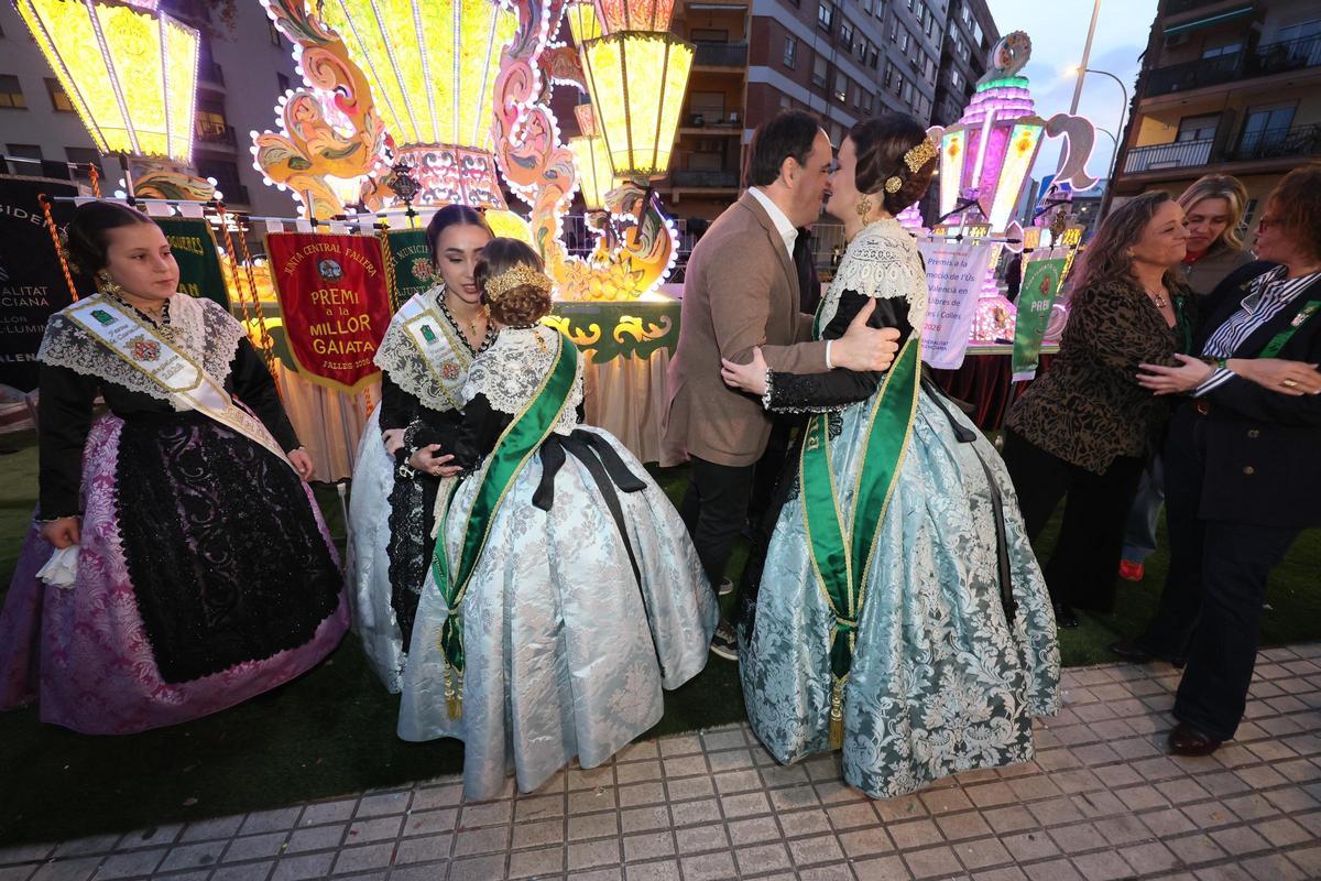 Pérez Llorca ratifica el apoyo de la Generalitat para "proteger nuestras señas de identidad como son las fiestas de la Magdalena"