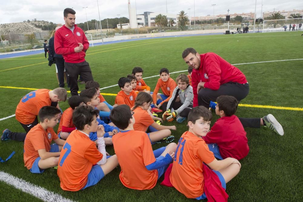 Inauguración del nuevo campo de fútbol del colegio Salesianos