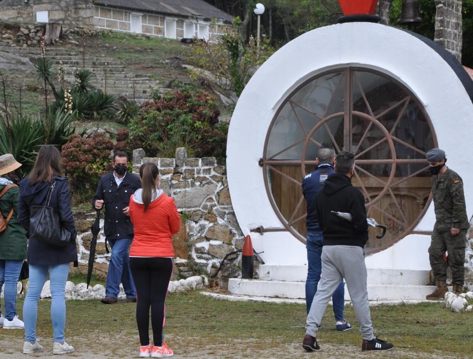 Visita inédita a la batería militar de O Grove