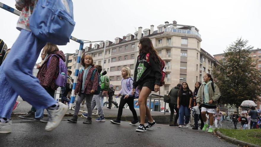 Unos 97.000 escolares inician el curso en Asturias con más profesores y menos alumnos por aula