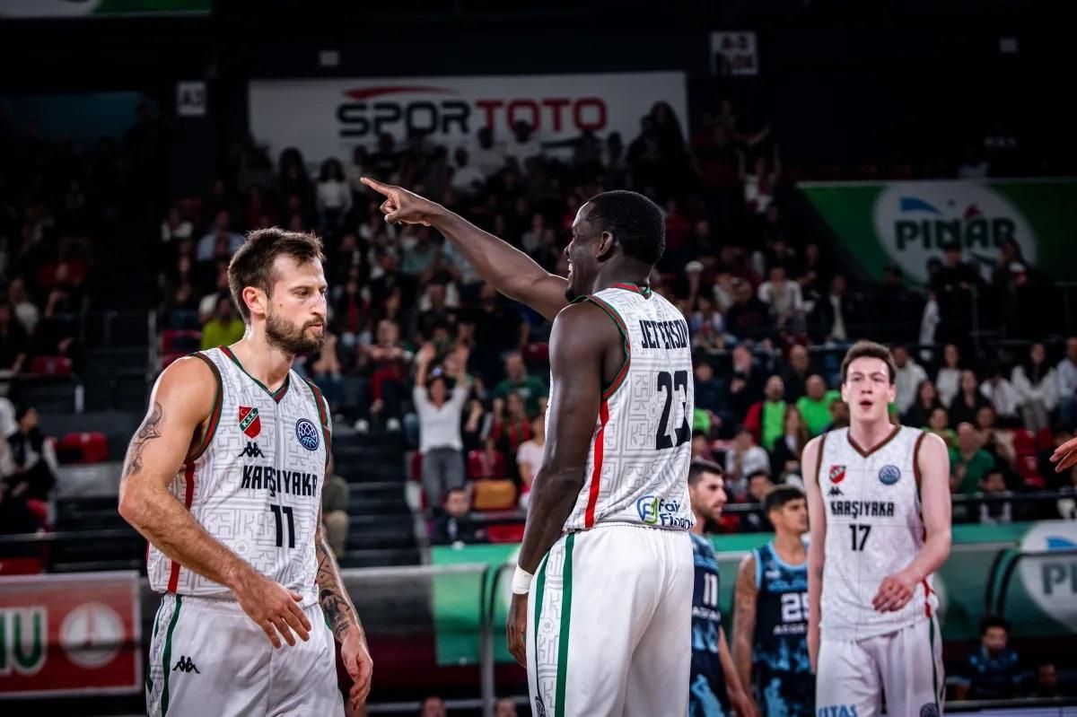 El Pinar Karsiyaka era aspirante a todo al iniciarse la competición.