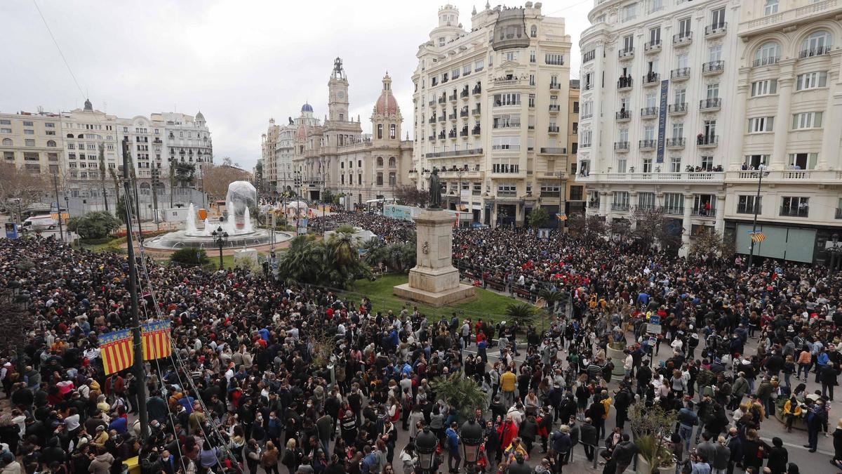 Fallas 2023. El Balcón Fallero de Levante-EMV inaugura para la primera ...