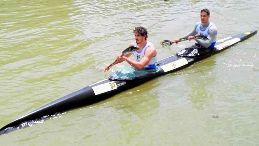 Los hermanos Abad remarán la Copa del Mundo de Sprint