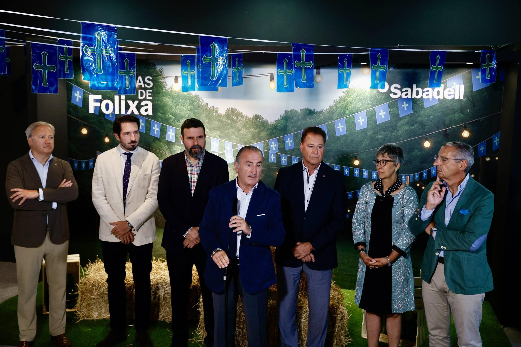 El Sabadell centra su pabellón de la Feria de Muestras de Asturias A en la folixa, "la cultura más arraigada" (en imágenes)