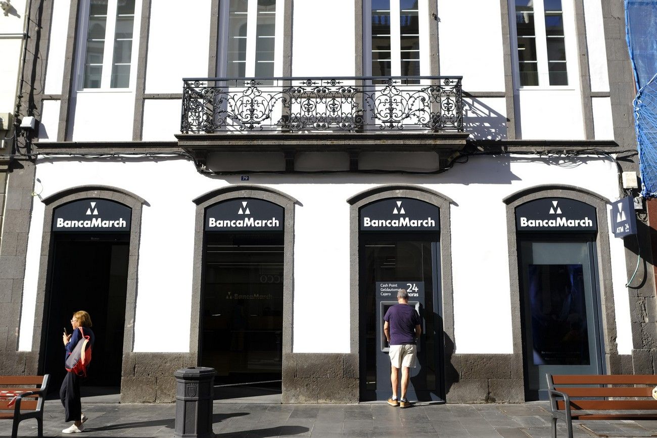 Banca March se lanza a la conquista de los clientes extranjeros en Canarias