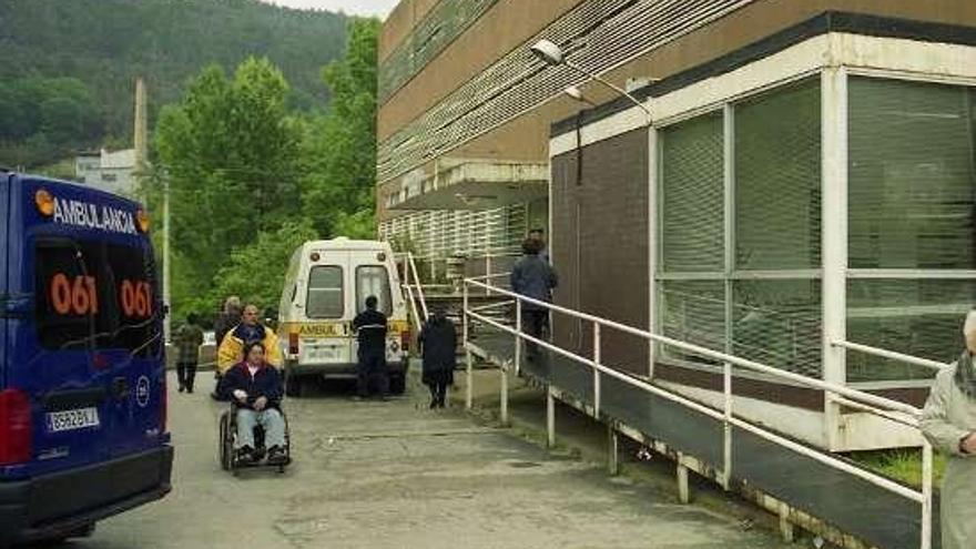 Centro de salud de Ribadavia.  // I. Osorio