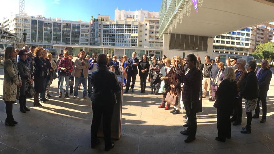 La concentración de Benidorm, en la plaza del Ayuntamiento.