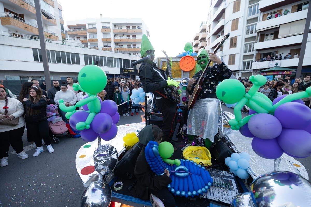 Mira aquí todas las imágenes de la rúa de Carnaval de Ibiza