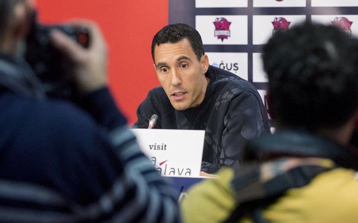 Prigioni explicó en una rueda de prensa los motivos de su retirada