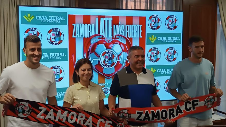 Javi Eslava y Markel Lozano llegan al Zamora CF convencidos "por el proyecto deportivo"