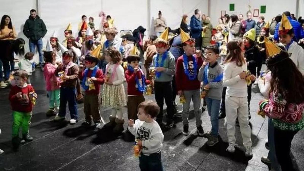 Actividad infantil en Salas.
