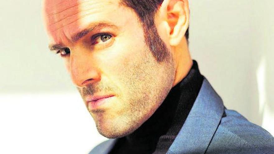 El actor compostelano Diego Anido, coprotagonista de la película ‘As Bestas’. | // LA DIAPO