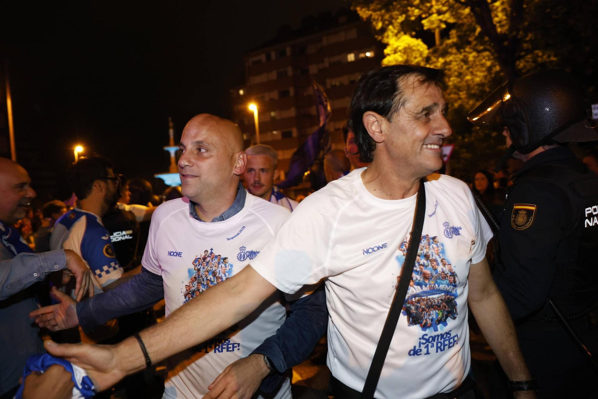 EN IMÁGENES: Locura en las calles de Avilés por el ascenso