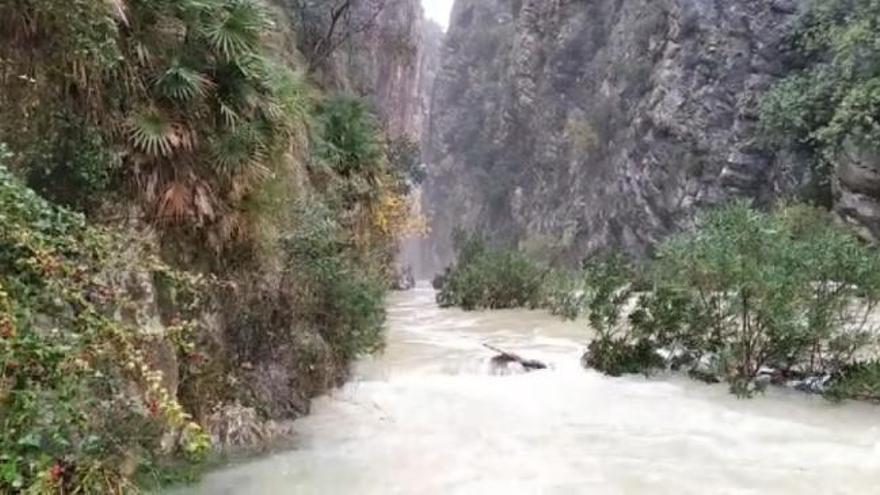 Espectacular crecida del río Girona en el Barranc de l'Infern y Beniarbeig