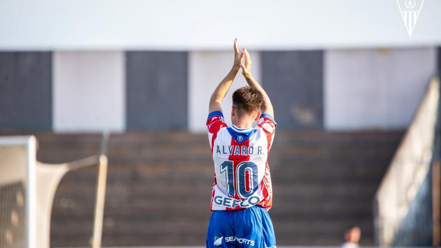 Alvaro Romero, atacante del CD Tenerife las próximas tres temporadas