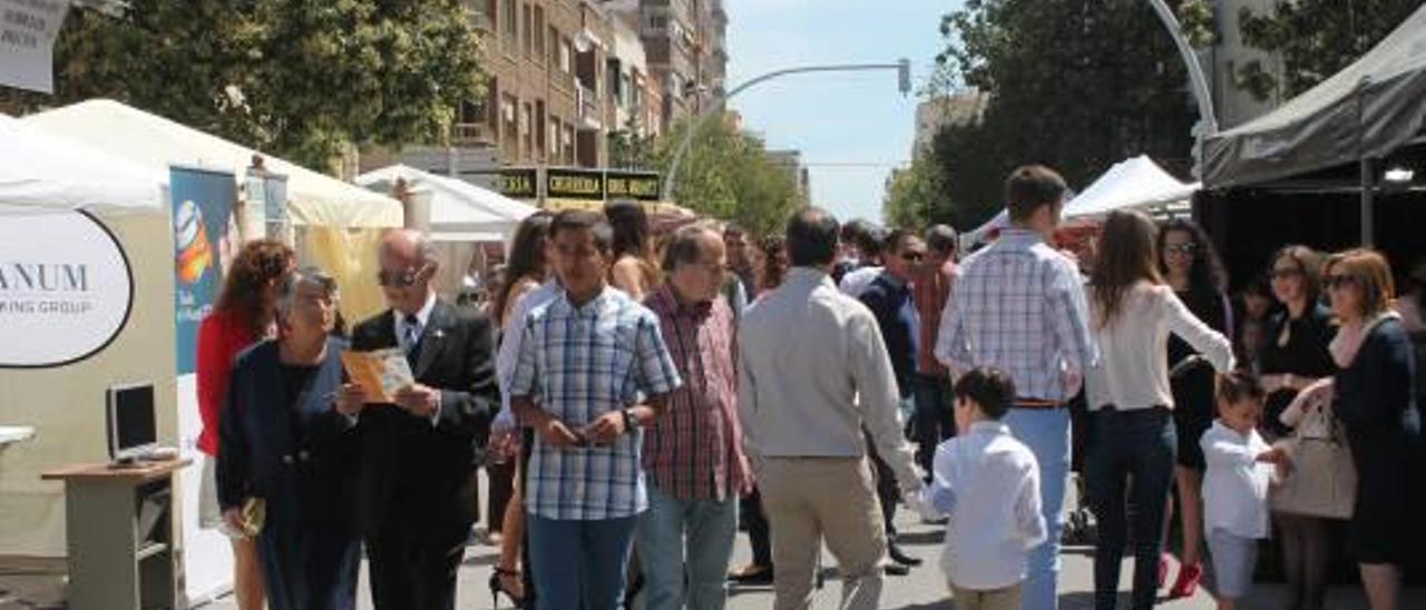 La música en directo pone la nota novedosa en la Fira de Sant Vicent de la Vall