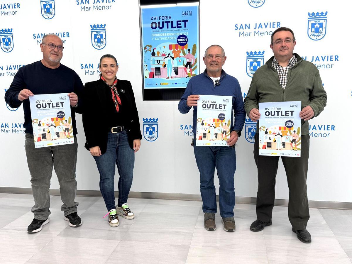 Presentación de la XVI edición de la Feria Outlet de Santiago de la Ribera.