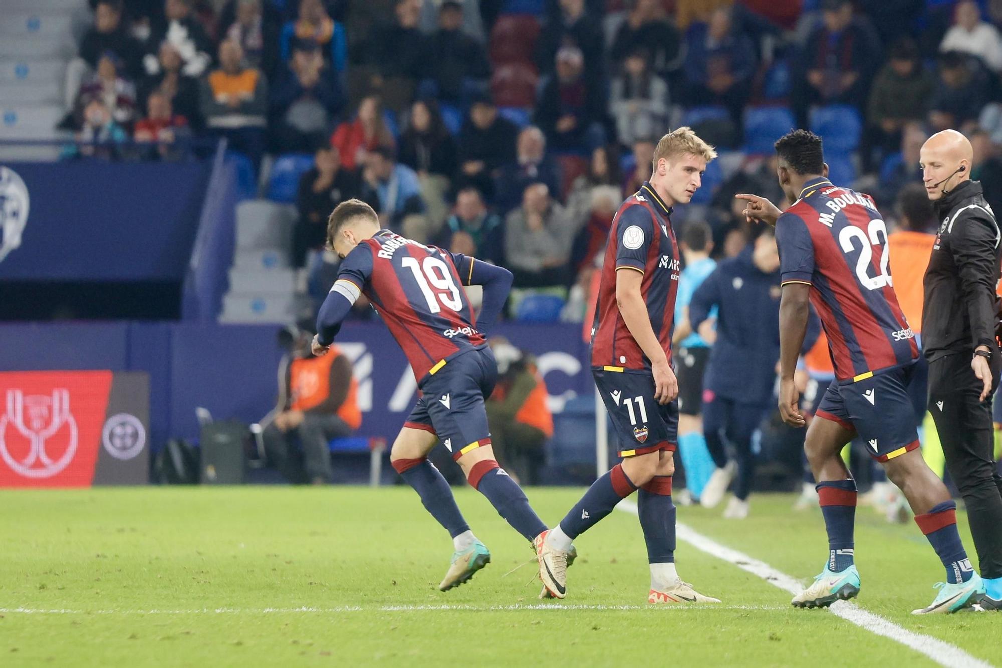 Partido de Copa del REy entre el Levante UD y el SD Amorebieta en imágenes