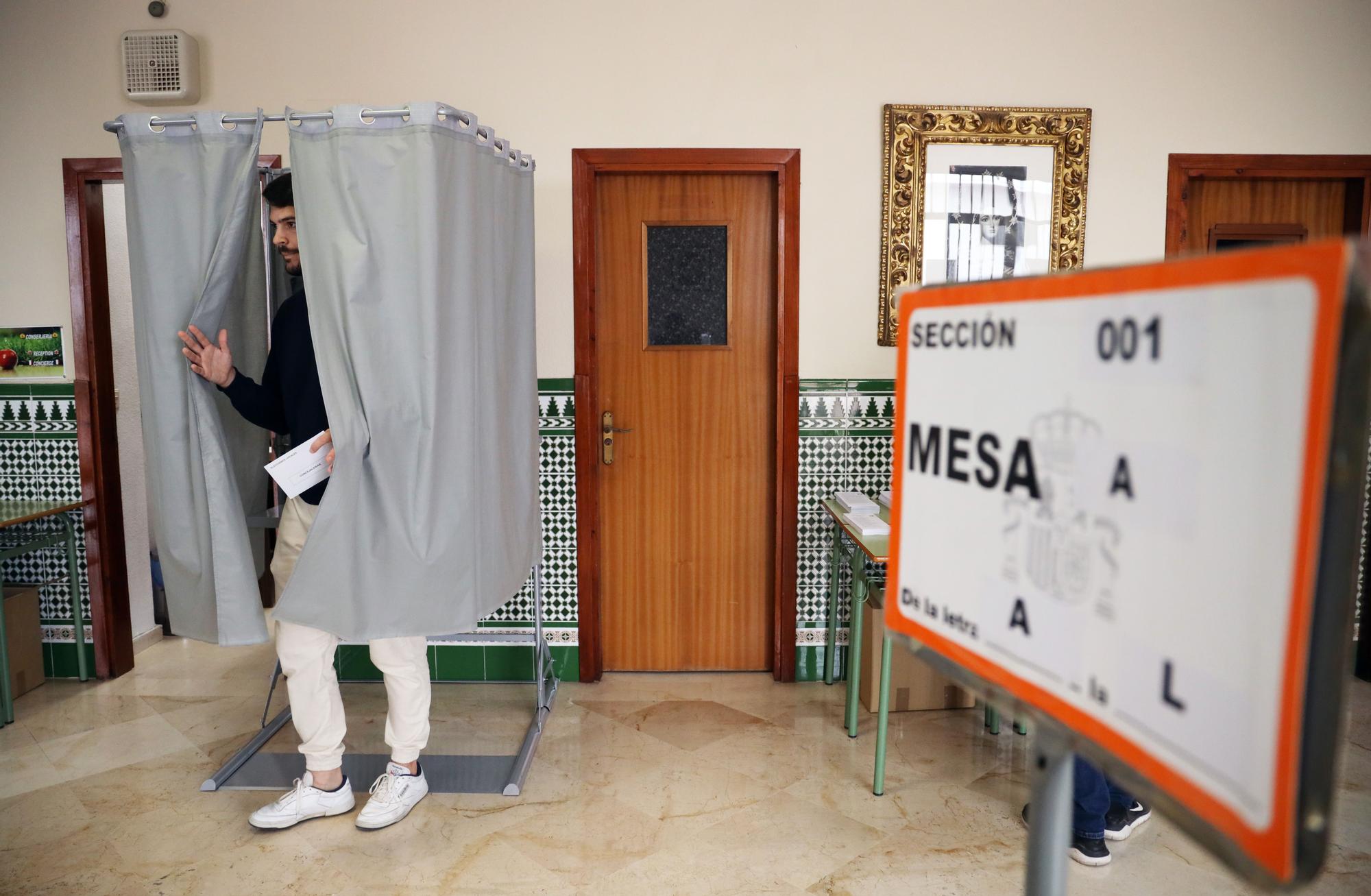 Elecciones municipales 28M | La jornada electoral de Málaga, en imágenes