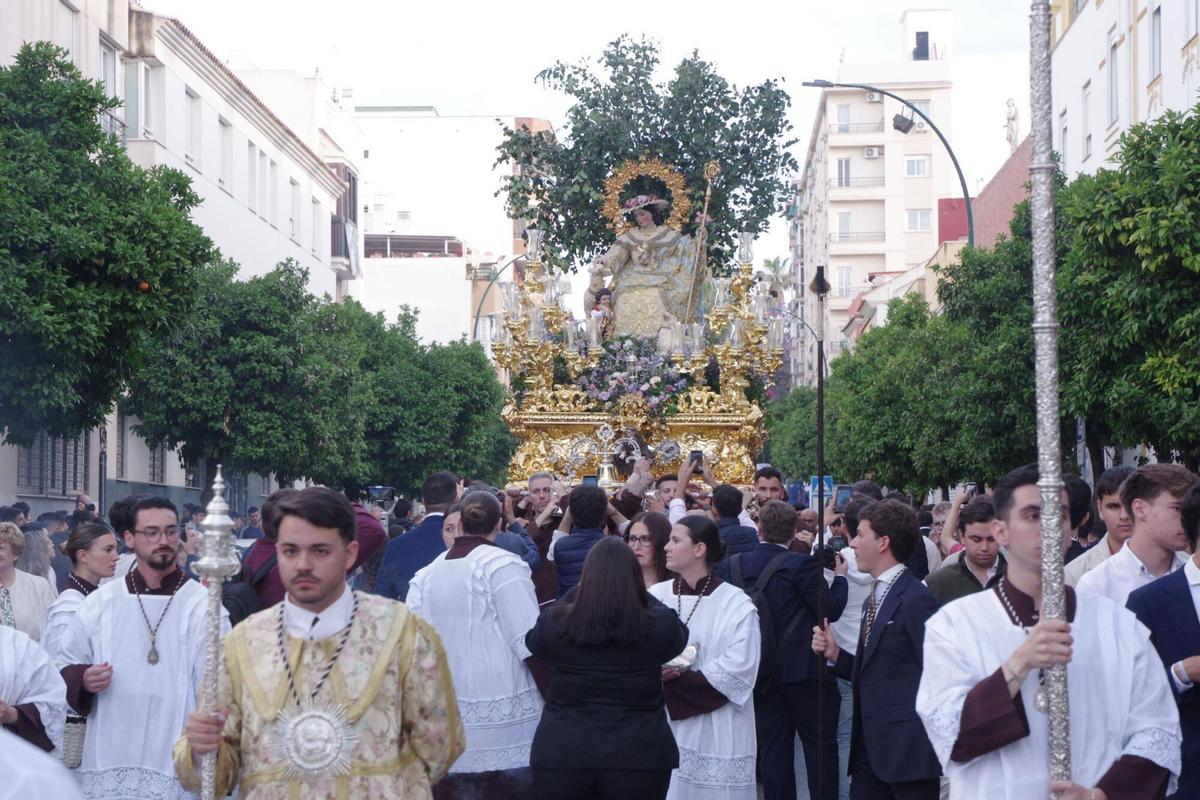 Procesión de la Divina Pastora por el barrio de Capuchinos