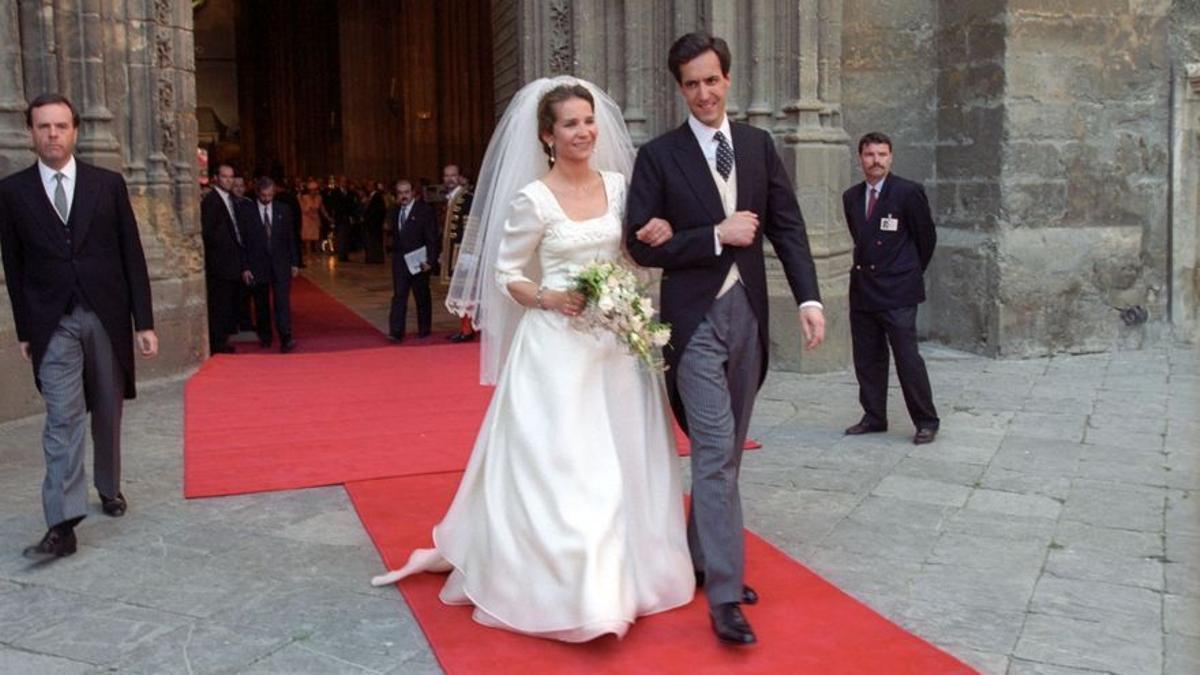 Jaime de Marichalar y Elena de Borbón, el día de su boda, el 18 de marzo de 1995 en la catedral de Santa María de la Sede de Sevilla.