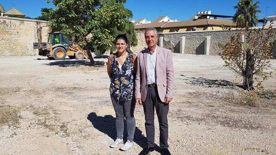 El Ayuntamiento culmina las obras de restauración del muro de El Carmen