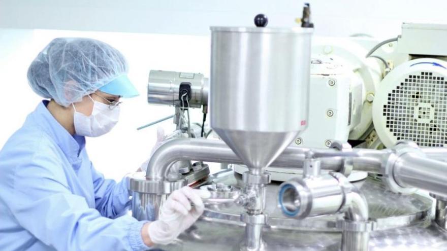 Sagunt y la UV preparan una nueva Microcredencial en Química Industrial Básica
