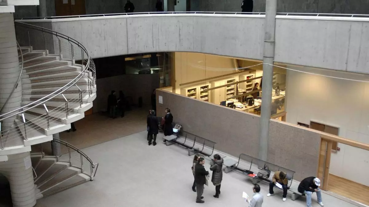 Un juzgado de A Coruña perdona casi medio millón de euros a un empresario arruinado por la negligencia de sus socios