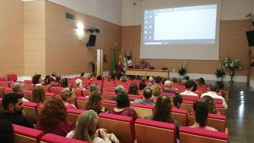 Formación a profesionales sanitarios de las Unidades de Protección de Salud y Unidad de Prevención y Promoción de salud y las categorías de Enfermería de Familia y Comunitaria, Enfermería Referentes Escolares y Gestoras de Casos