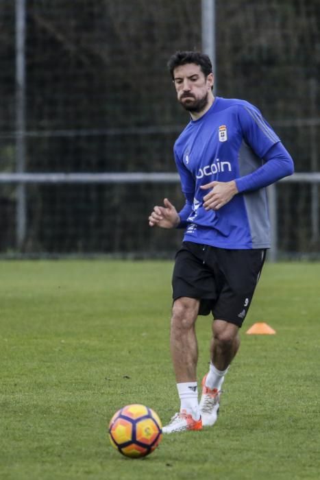 Entrenamiento a puerta abierta del Real Oviedo; día 2 de enero