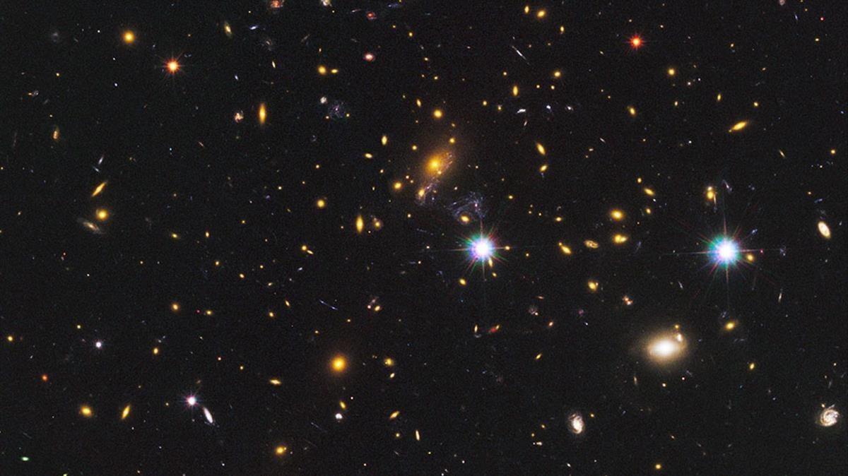 zentauroepp42752254 cumulo de galaxias  nasa  esa180402203519