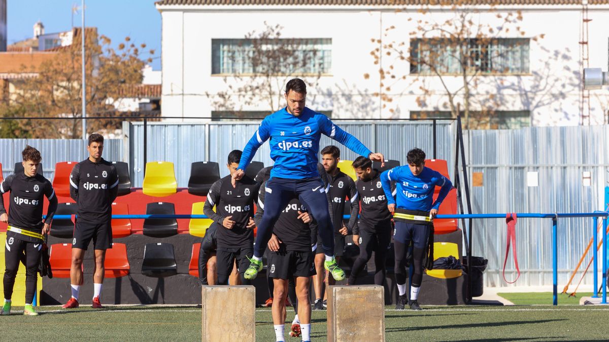 Imagen del entrenamiento del Montijo el pasado jueves.