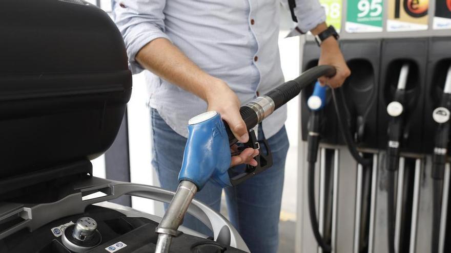 El preu de la gasolina a Girona es manté per sobre de la mitjana estatal