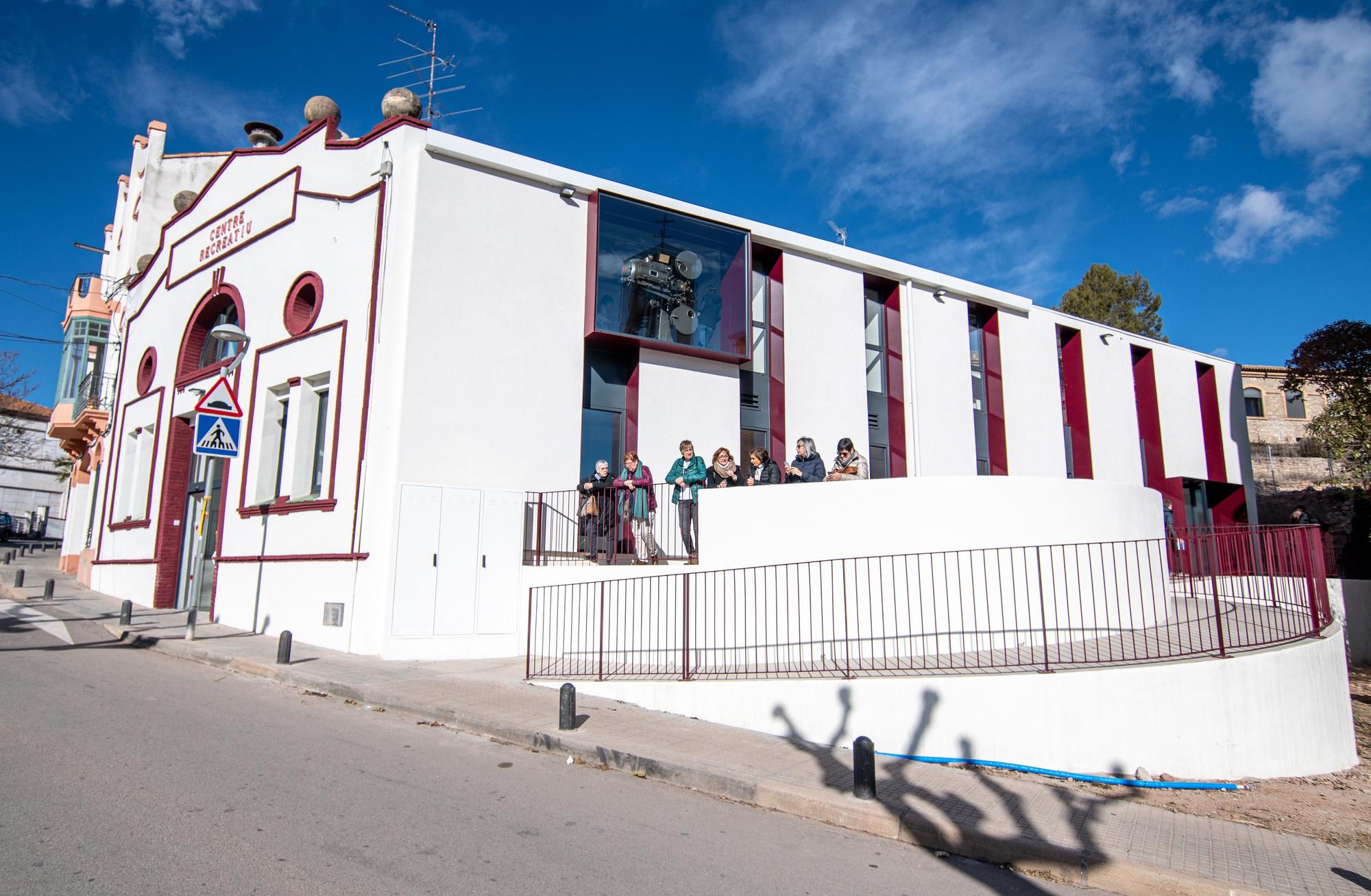 La inauguració del Centre Recreatiu d'Oló, en imatges