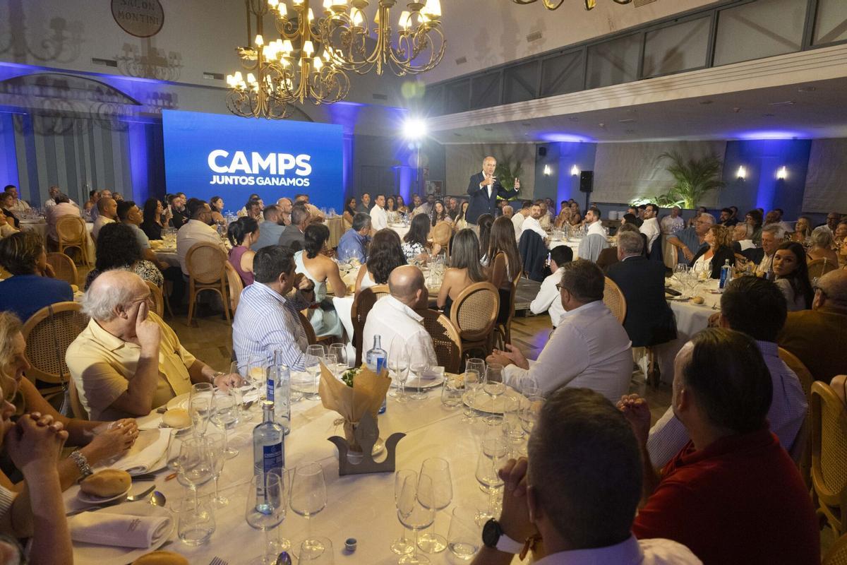 Camps, durante la presentación de su campaña en Alicante.