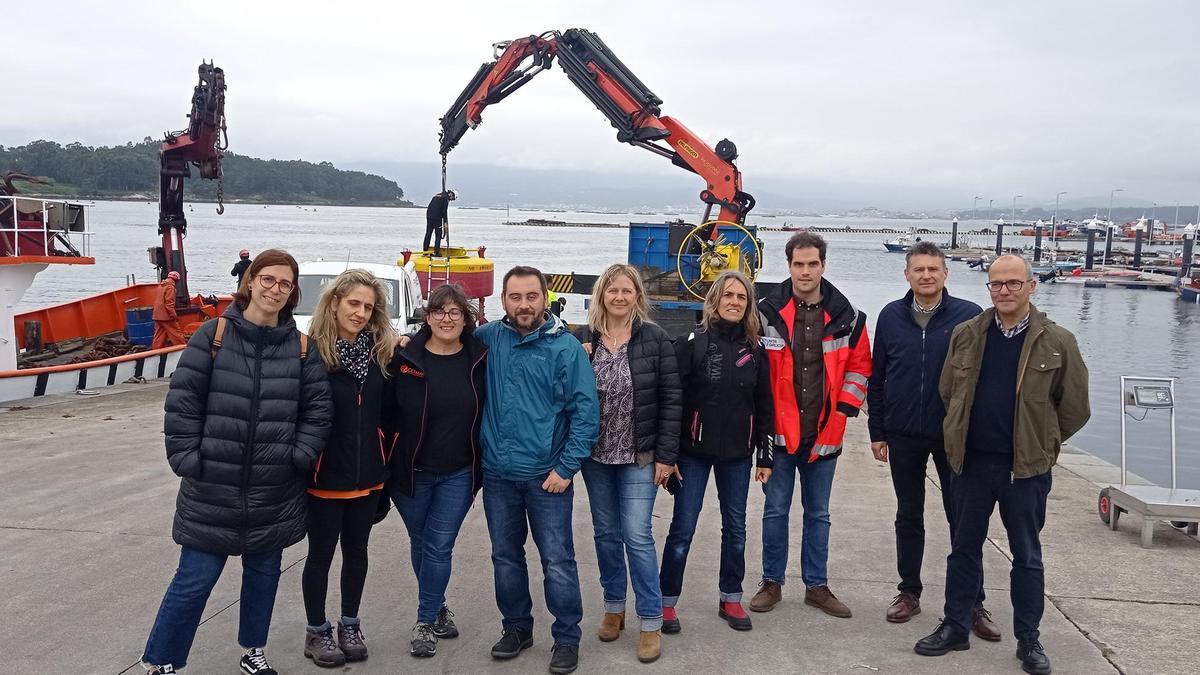 Integrantes do equipo que traballa no Observatorio Costeiro de Galicia conformado por profesionais do Intecmar, Cetmar e MeteoGalicia.