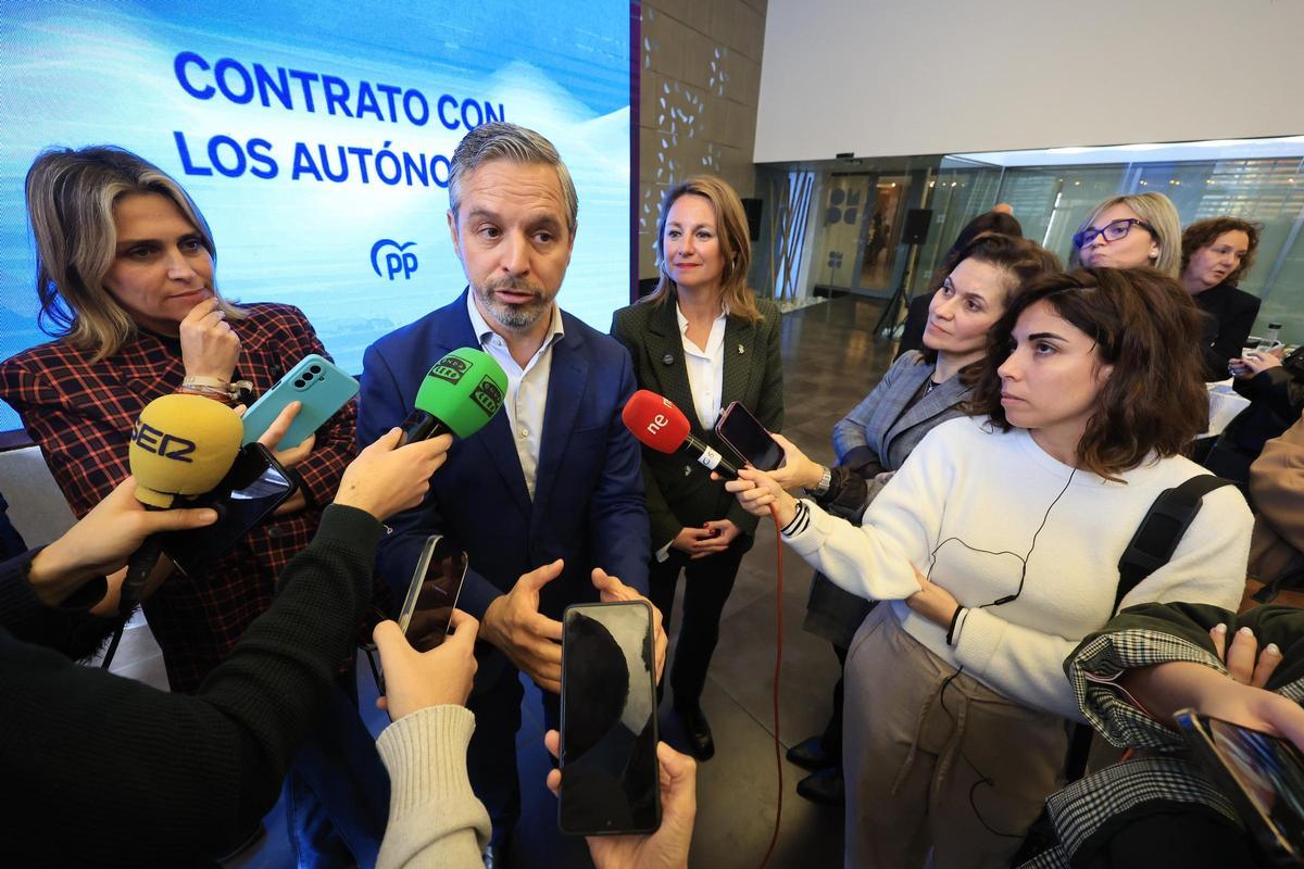 Acto de presentación del contrato de los autónomos del PP en Castellón