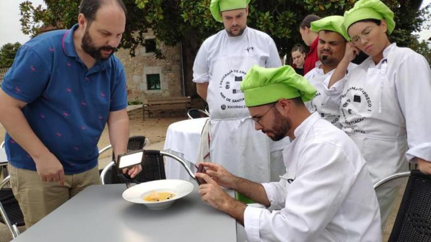 Un momento del seminario en el Obradoiro Mar de Santiago. | // FDV