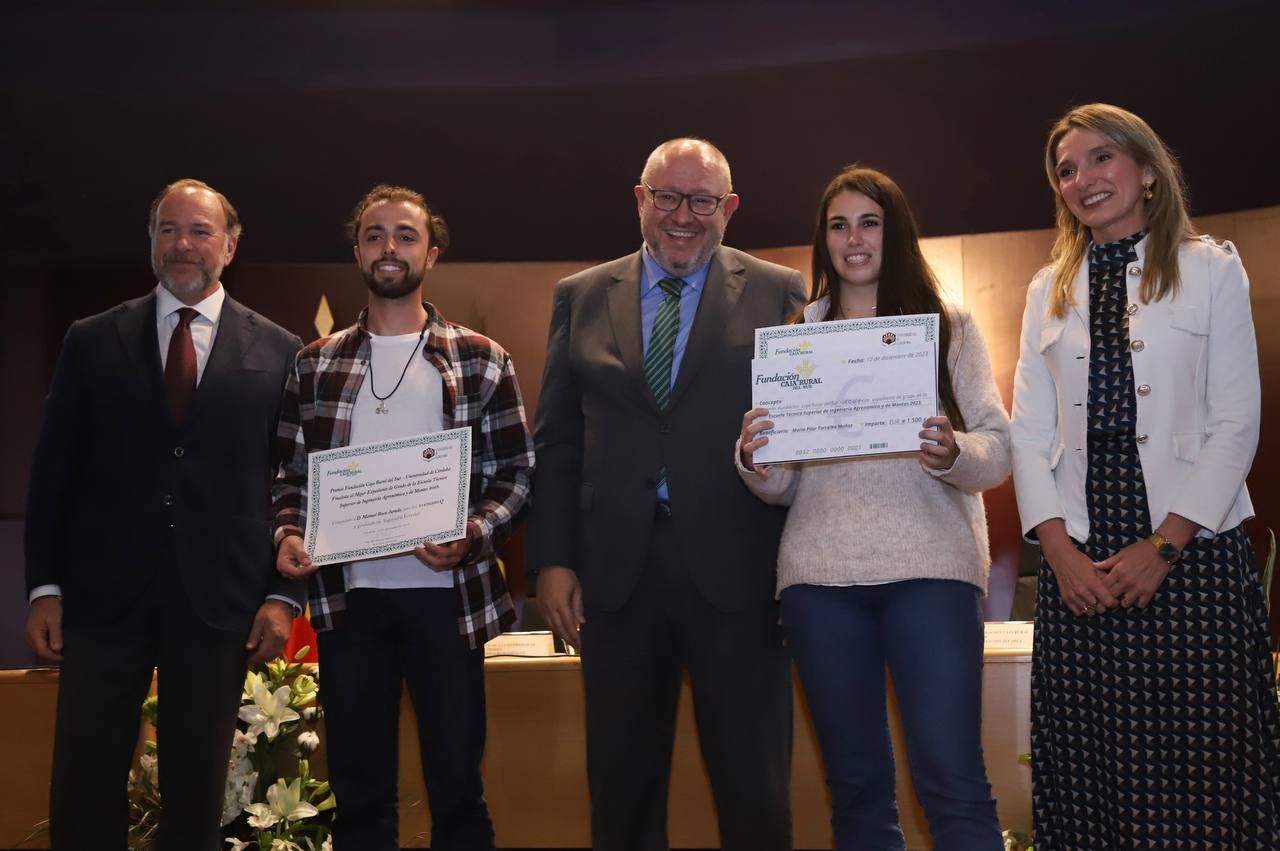 VI Premios de la Fundación Caja Rural del Sur a los mejores expedientes de Grado de la UCO, en imágenes